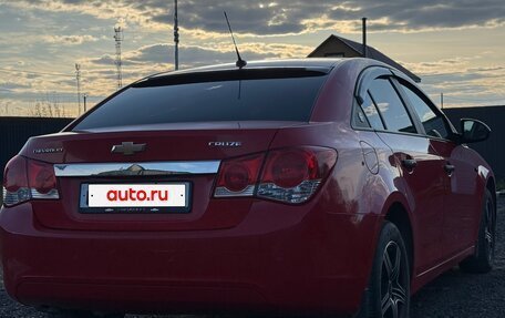 Chevrolet Cruze II, 2012 год, 985 000 рублей, 4 фотография