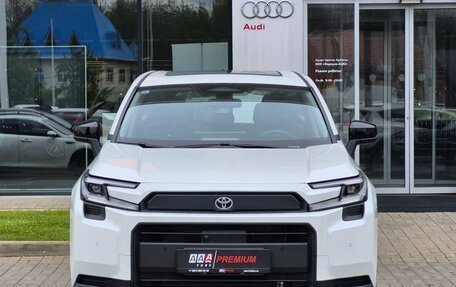 Toyota RAV4, 2025 год, 4 390 000 рублей, 2 фотография