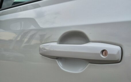 Toyota RAV4, 2025 год, 4 390 000 рублей, 13 фотография