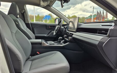 Toyota RAV4, 2025 год, 4 390 000 рублей, 37 фотография