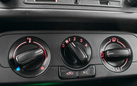 Volkswagen Polo VI (EU Market), 2016 год, 1 150 000 рублей, 14 фотография