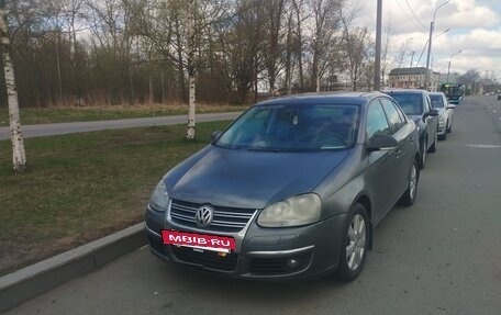Volkswagen Jetta VI, 2009 год, 289 000 рублей, 2 фотография