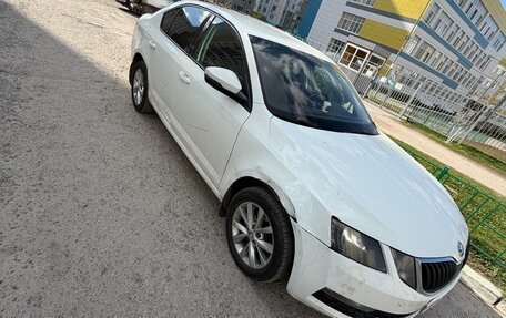 Skoda Octavia, 2018 год, 950 000 рублей, 3 фотография