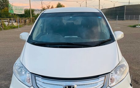 Honda Freed I, 2013 год, 1 145 000 рублей, 9 фотография
