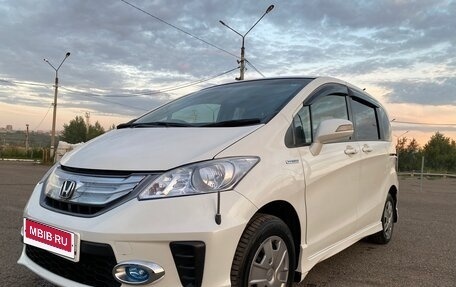 Honda Freed I, 2013 год, 1 145 000 рублей, 2 фотография