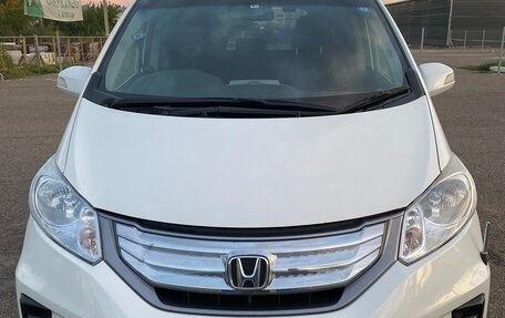 Honda Freed I, 2013 год, 1 145 000 рублей, 10 фотография