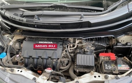 Honda Freed I, 2013 год, 1 145 000 рублей, 28 фотография