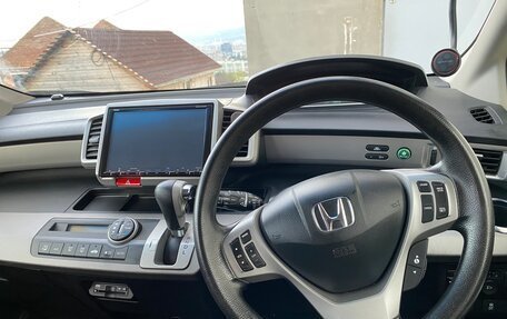 Honda Freed I, 2013 год, 1 145 000 рублей, 37 фотография