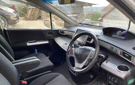 Honda Freed I, 2013 год, 1 145 000 рублей, 40 фотография