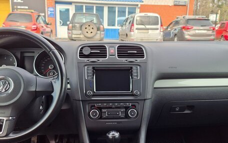 Volkswagen Golf VI, 2011 год, 820 000 рублей, 6 фотография