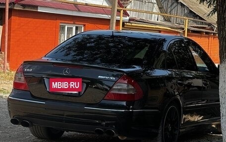 Mercedes-Benz E-Класс, 2004 год, 900 000 рублей, 2 фотография