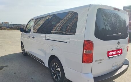 Peugeot Traveller I, 2018 год, 2 700 000 рублей, 7 фотография