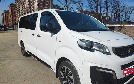 Peugeot Traveller I, 2018 год, 2 700 000 рублей, 2 фотография