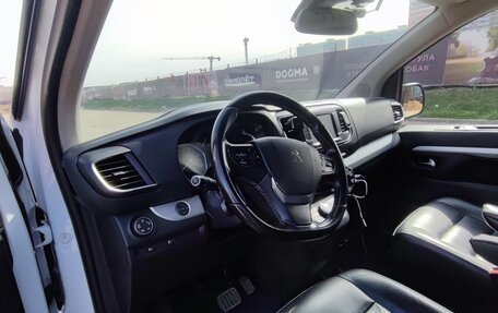 Peugeot Traveller I, 2018 год, 2 700 000 рублей, 18 фотография