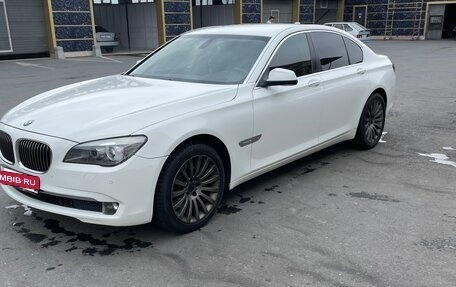 BMW 7 серия, 2010 год, 2 300 000 рублей, 2 фотография