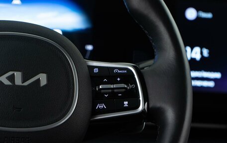 KIA Carnival, 2023 год, 4 935 046 рублей, 17 фотография