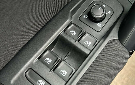 Volkswagen Tiguan II, 2020 год, 2 750 000 рублей, 26 фотография