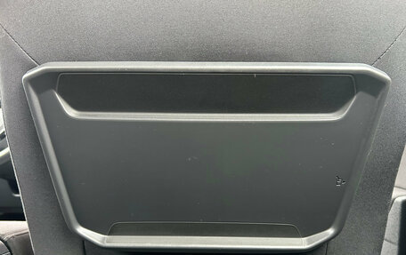 Volkswagen Tiguan II, 2020 год, 2 750 000 рублей, 24 фотография