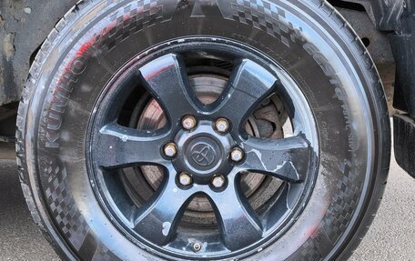 Toyota Land Cruiser Prado 120 рестайлинг, 2007 год, 2 100 000 рублей, 7 фотография