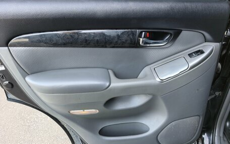 Toyota Land Cruiser Prado 120 рестайлинг, 2007 год, 2 100 000 рублей, 18 фотография