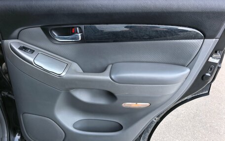 Toyota Land Cruiser Prado 120 рестайлинг, 2007 год, 2 100 000 рублей, 20 фотография