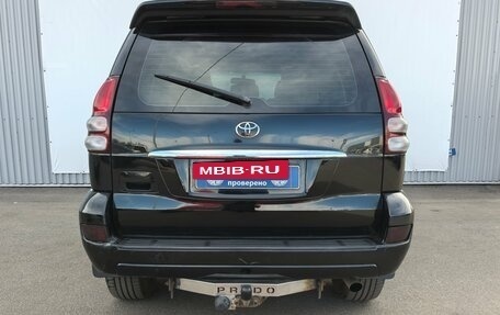 Toyota Land Cruiser Prado 120 рестайлинг, 2007 год, 2 100 000 рублей, 6 фотография