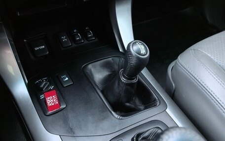 Toyota Land Cruiser Prado 120 рестайлинг, 2007 год, 2 100 000 рублей, 17 фотография