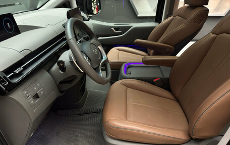 Hyundai Staria, 2023 год, 7 700 000 рублей, 12 фотография