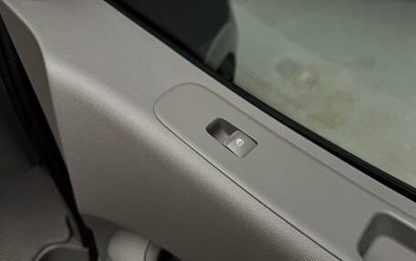 Hyundai Staria, 2023 год, 7 700 000 рублей, 27 фотография