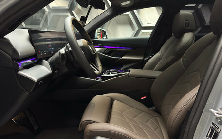 BMW 5 серия, 2025 год, 7 800 000 рублей, 14 фотография