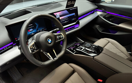 BMW 5 серия, 2025 год, 7 800 000 рублей, 13 фотография