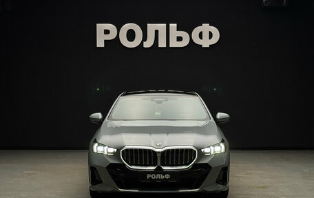 BMW 5 серия, 2025 год, 7 800 000 рублей, 2 фотография