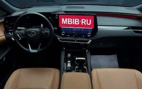 Lexus RX IV рестайлинг, 2024 год, 10 500 000 рублей, 12 фотография