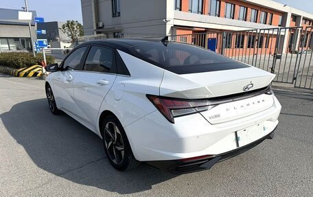 Hyundai Elantra, 2022 год, 1 520 000 рублей, 4 фотография
