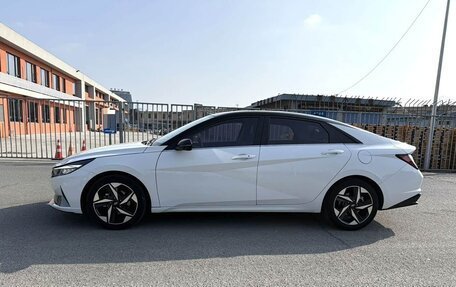 Hyundai Elantra, 2022 год, 1 520 000 рублей, 5 фотография