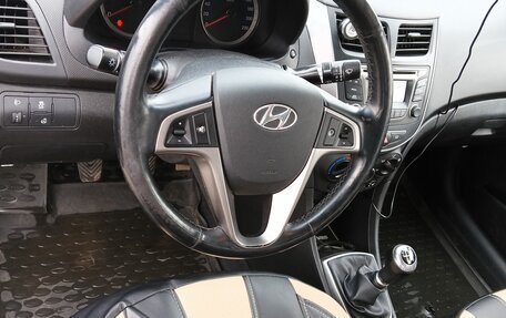 Hyundai Solaris II рестайлинг, 2016 год, 970 000 рублей, 14 фотография