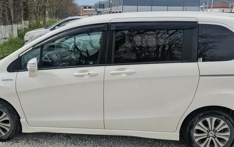 Honda Freed I, 2011 год, 1 059 000 рублей, 4 фотография