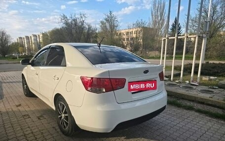 KIA Cerato III, 2009 год, 700 000 рублей, 3 фотография