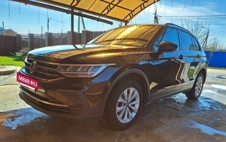 Volkswagen Tiguan II, 2021 год, 2 550 000 рублей, 3 фотография