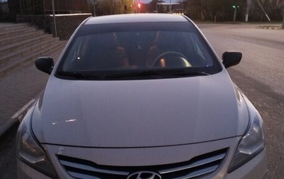 Hyundai Solaris II рестайлинг, 2015 год, 800 000 рублей, 1 фотография