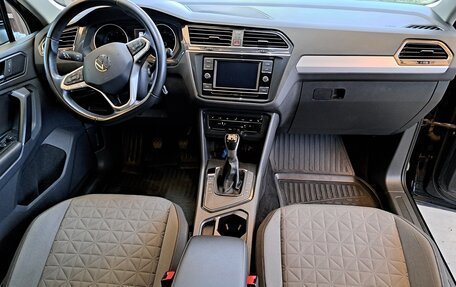 Volkswagen Tiguan II, 2021 год, 2 550 000 рублей, 10 фотография