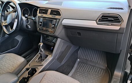 Volkswagen Tiguan II, 2021 год, 2 550 000 рублей, 14 фотография