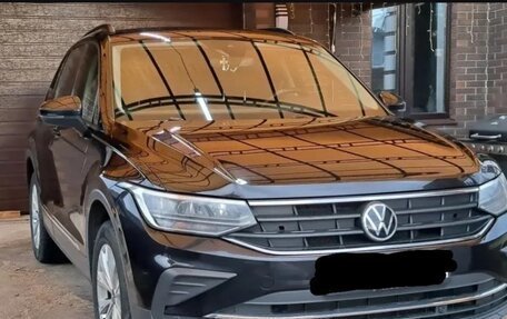 Volkswagen Tiguan II, 2021 год, 2 550 000 рублей, 16 фотография