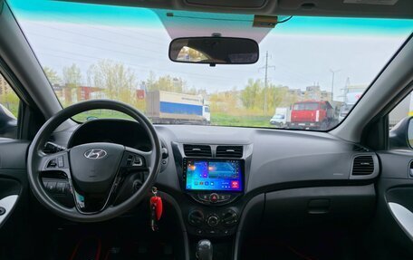 Hyundai Solaris II рестайлинг, 2012 год, 850 000 рублей, 7 фотография