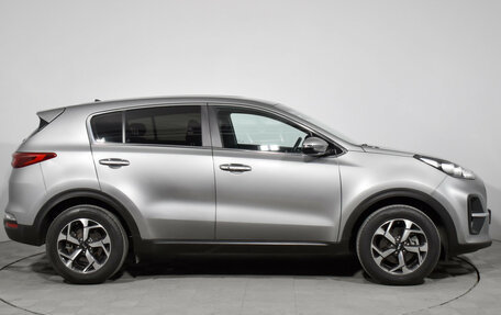 KIA Sportage IV рестайлинг, 2020 год, 2 360 000 рублей, 4 фотография