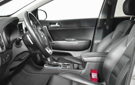 KIA Sportage IV рестайлинг, 2020 год, 2 360 000 рублей, 10 фотография