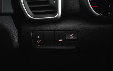 KIA Sportage IV рестайлинг, 2020 год, 2 360 000 рублей, 18 фотография