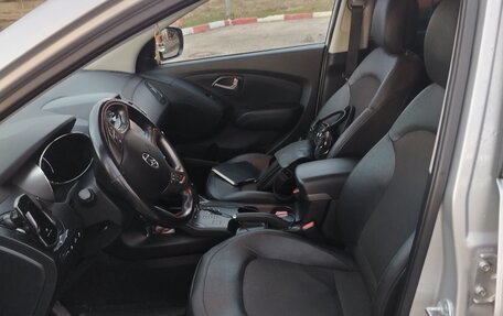 Hyundai ix35 I рестайлинг, 2013 год, 1 200 000 рублей, 6 фотография