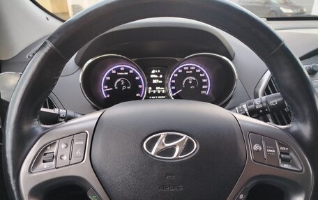 Hyundai ix35 I рестайлинг, 2013 год, 1 200 000 рублей, 10 фотография