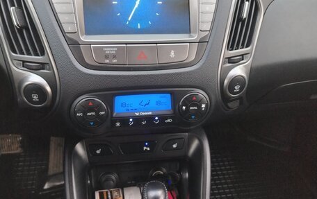 Hyundai ix35 I рестайлинг, 2013 год, 1 200 000 рублей, 12 фотография